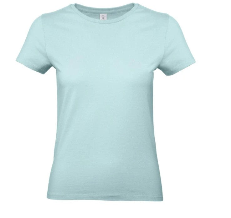 Personalisiertes Woman T-Shirt in verschiedene Farben und Größen erhältlich